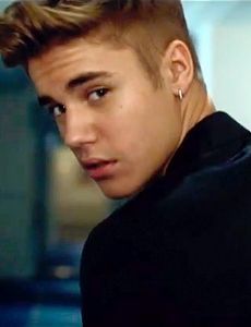 Justin_Bieber_thumb_img